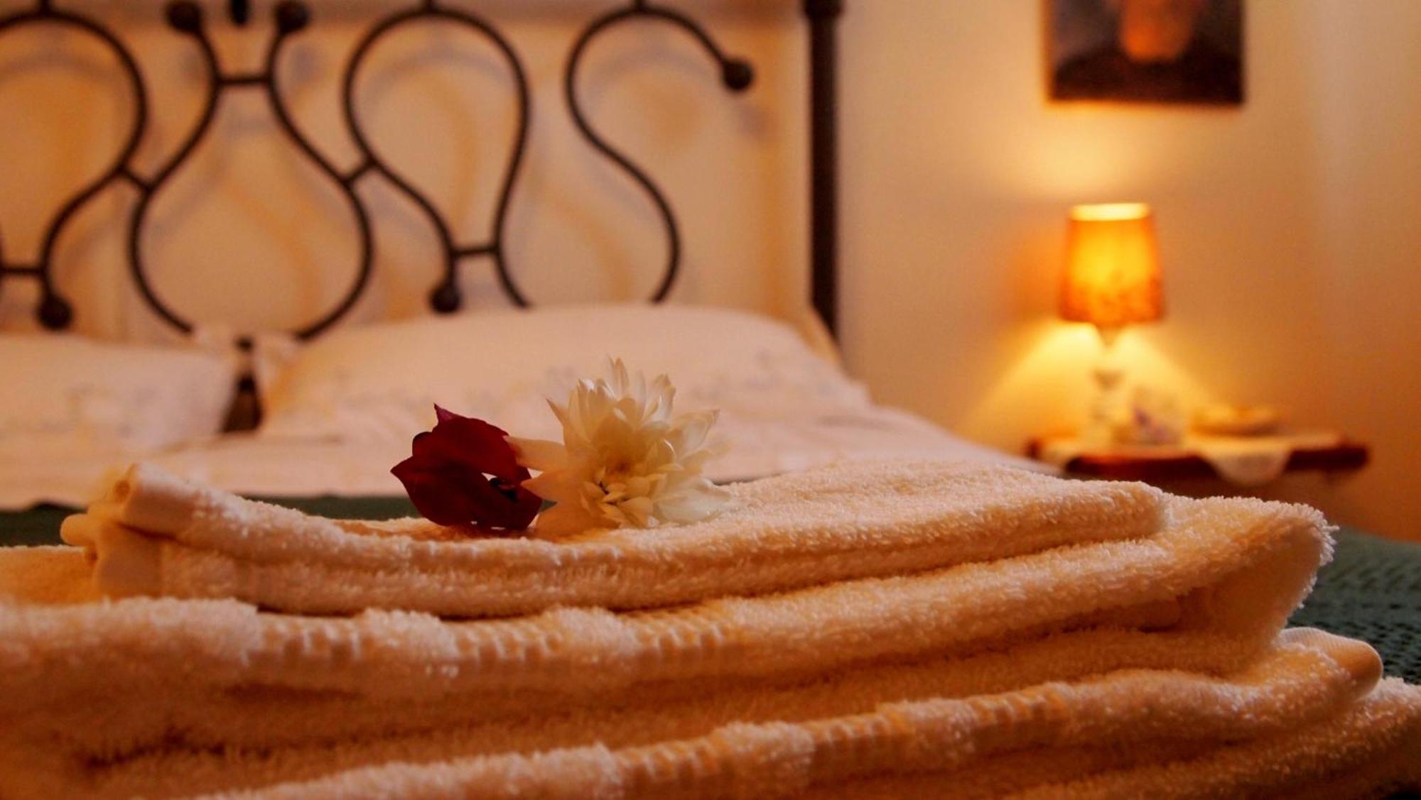 Agriturismo La Terra Valiano Δωμάτιο φωτογραφία